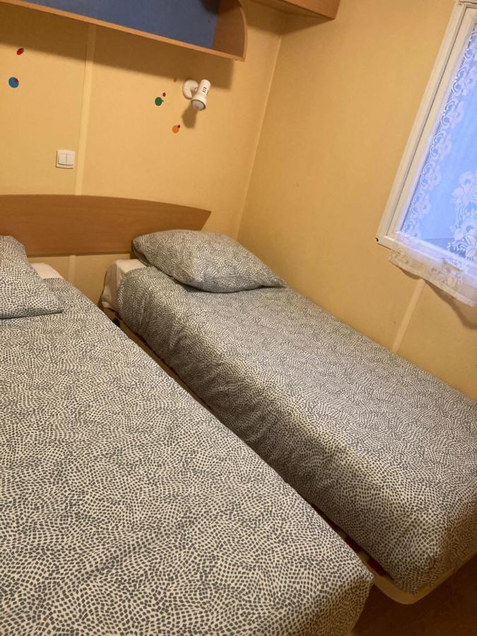 Mobil-Home 2 "Camping" Pesmes Екстериор снимка